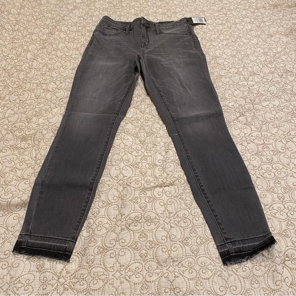 NWT Mossimo Supply Co. Women’s Dark Gray Hi Rise Jeggings Size 6/28R
